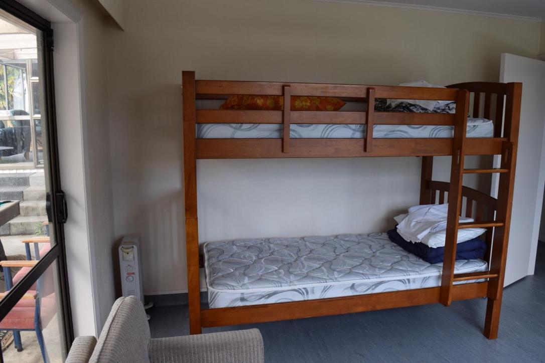 Sleepy Vines Hostel Бленхайм Екстериор снимка